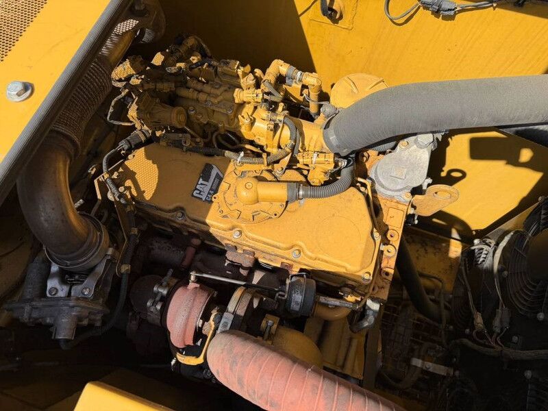 2019 Caterpillar 320-07B Crawler Excavator