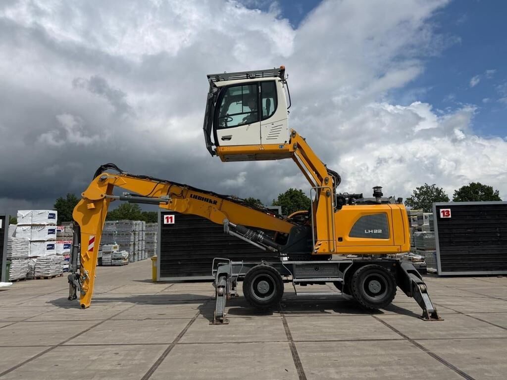 2019 Liebherr LH22 M Material Handler 2019 Liebherr LH22 M Material Handler