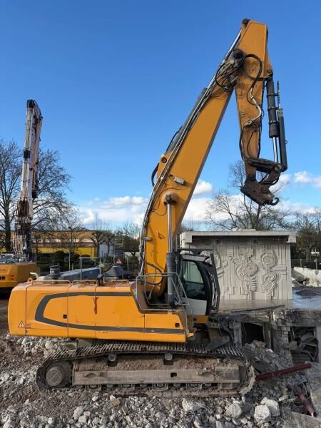 2019 Liebherr R946 NLC Crawler Excavator