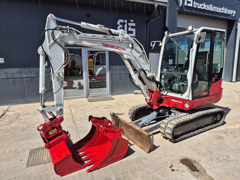 2019 Takeuchi TB235-2 Mini Excavator