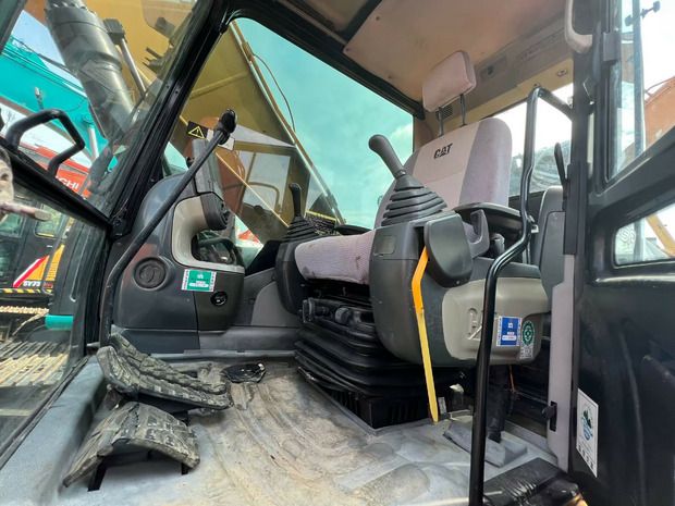 2020 Caterpillar 323D Crawler Excavator