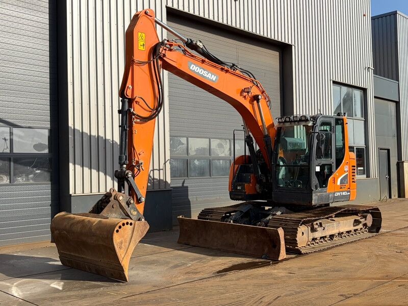 2020 Doosan DX140LCR-5 Crawler Excavator