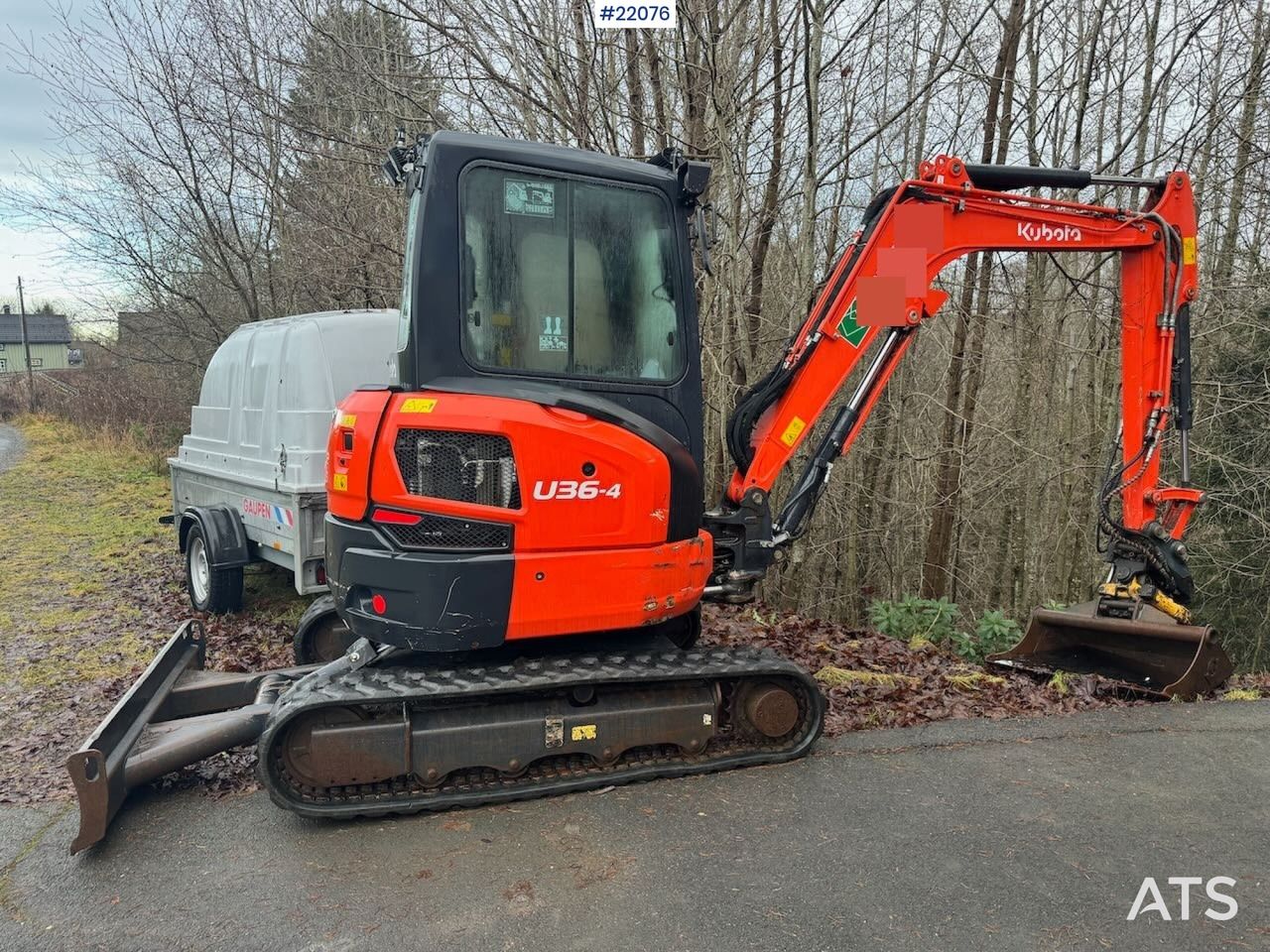 2020 Kubota U36-4 mini excavator side view 2020 Kubota U36-4 mini excavator side view