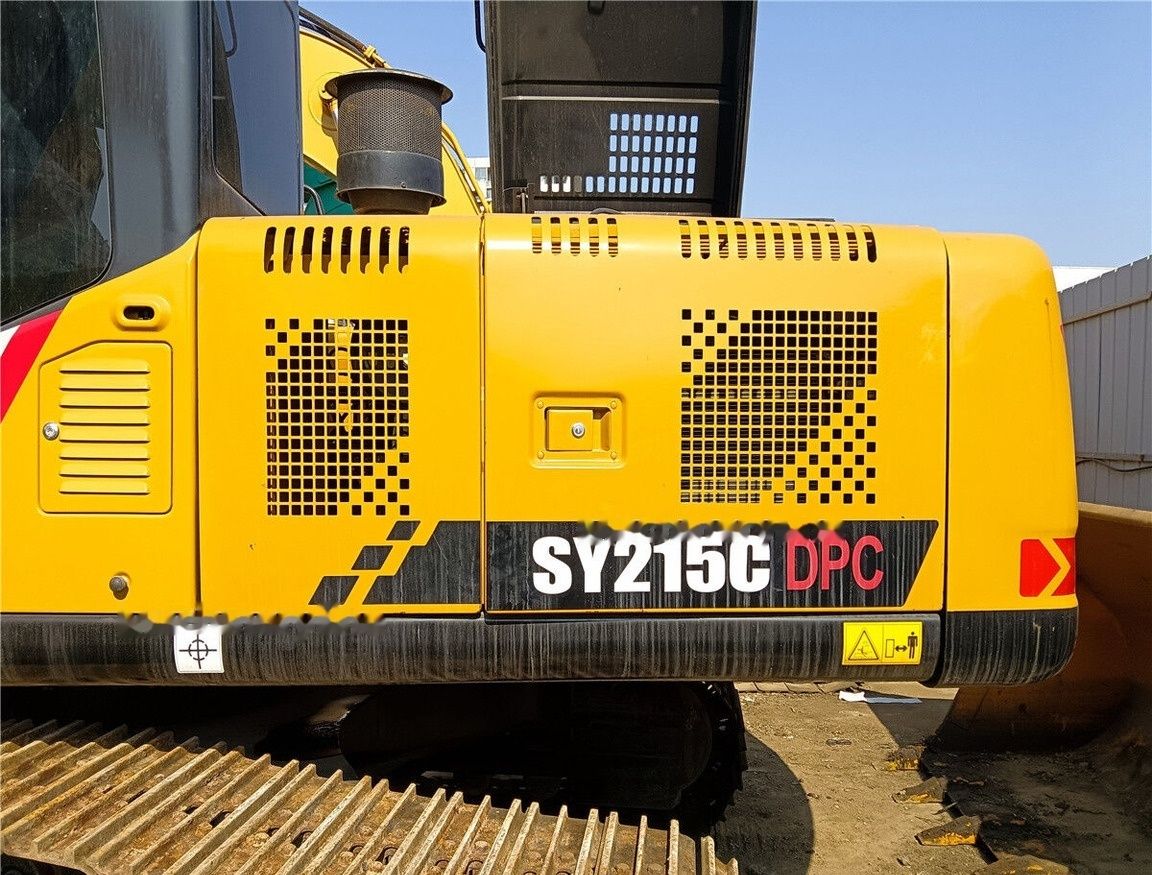 2020 Sany SY215C DPC crawler excavator side profile view 2020 Sany SY215C DPC crawler excavator side profile view