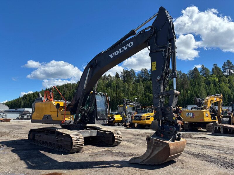 2020 Volvo EC300EL Crawler Excavator
