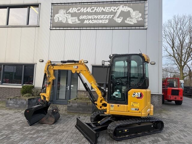 2021 Caterpillar 302.7 Mini Excavator 2021 Caterpillar 302.7 Mini Excavator