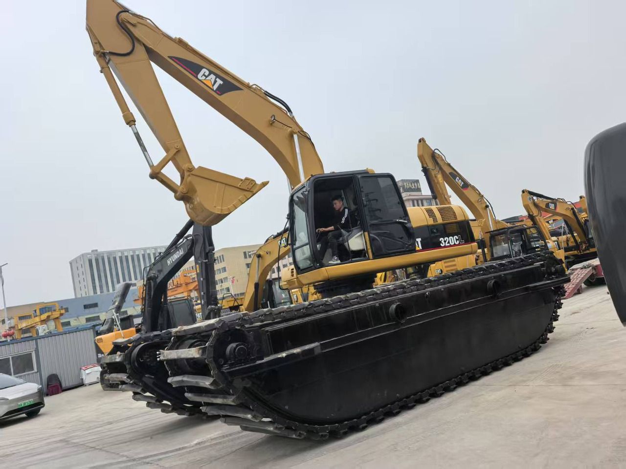 2021 Caterpillar 320C Amphibious Excavator 2021 Caterpillar 320C Amphibious Excavator