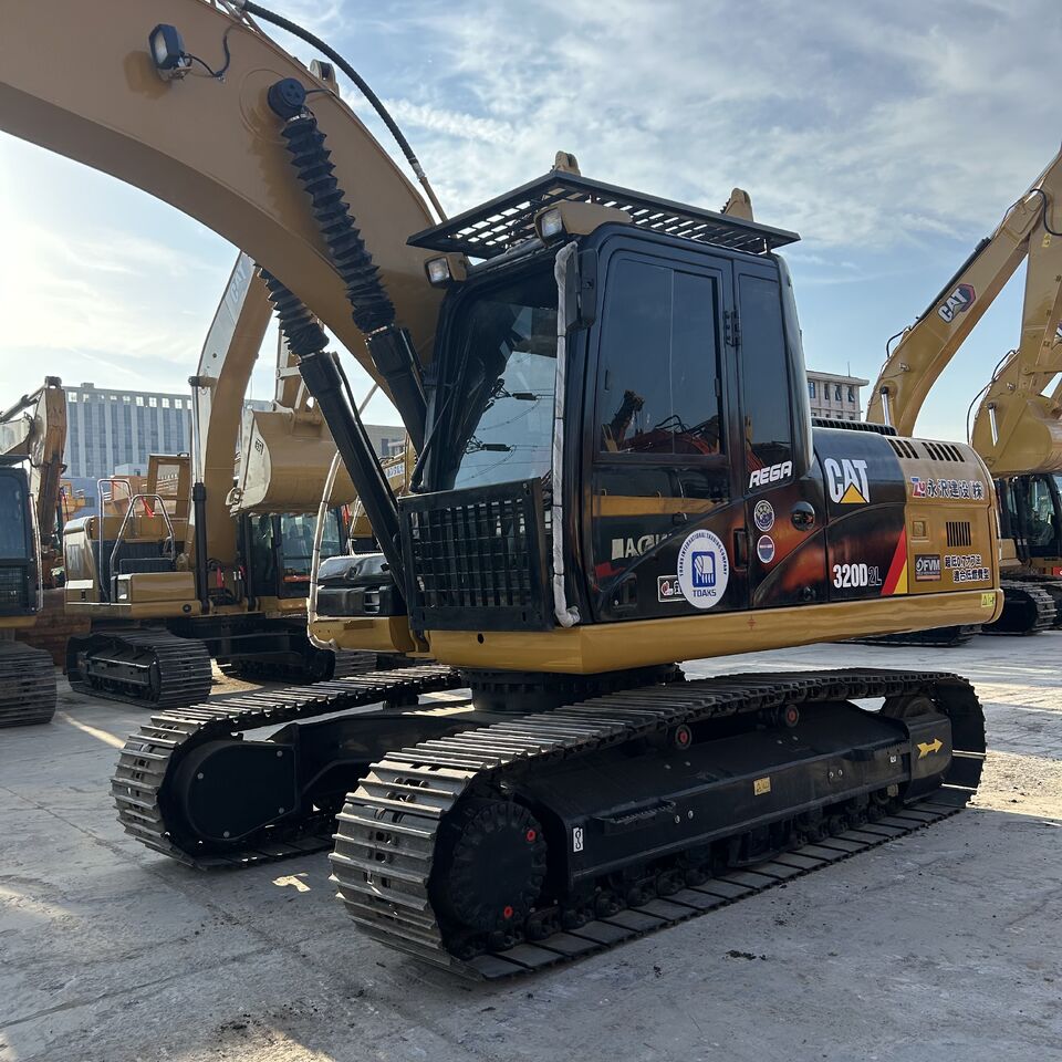 2021 Caterpillar 320D Crawler Excavator