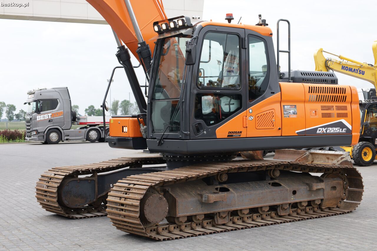 2021 Doosan DX225LC-5 Crawler Excavator