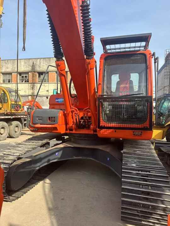 2021 Doosan DX225LC Crawler Excavator