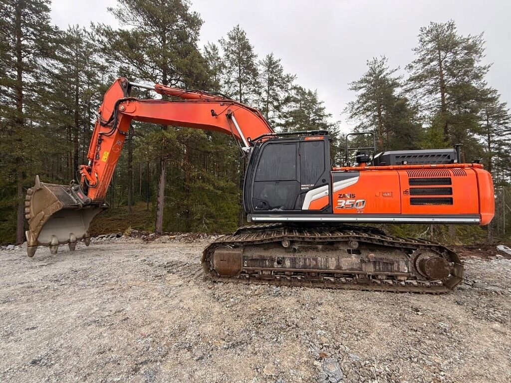 2021 Hitachi ZX350LC-7 Crawler Excavator 2021 Hitachi ZX350LC-7 Crawler Excavator