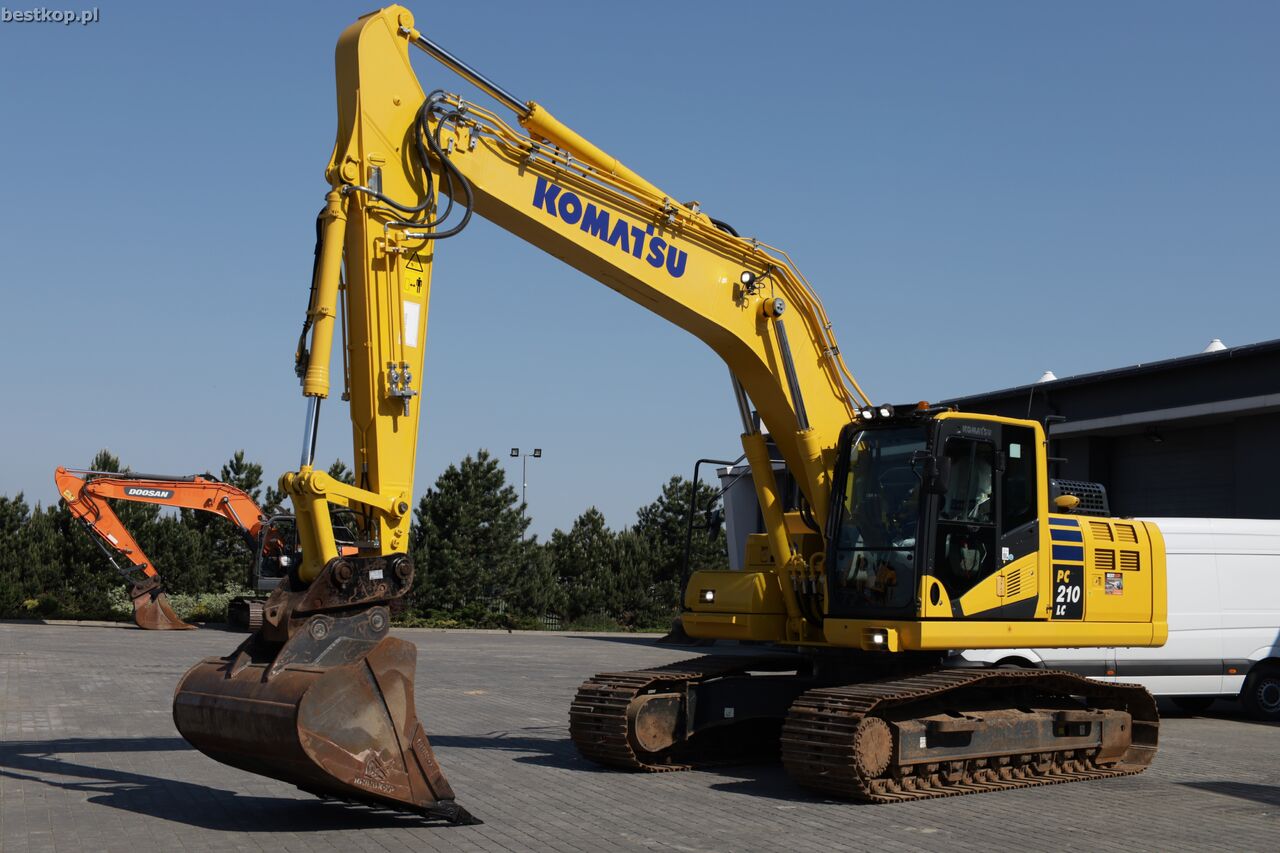 2021 Komatsu PC210LC-11 Crawler Excavator 2021 Komatsu PC210LC-11 Crawler Excavator