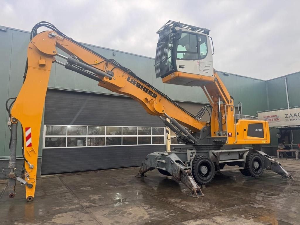 2021 Liebherr LH 30 M Material Handler