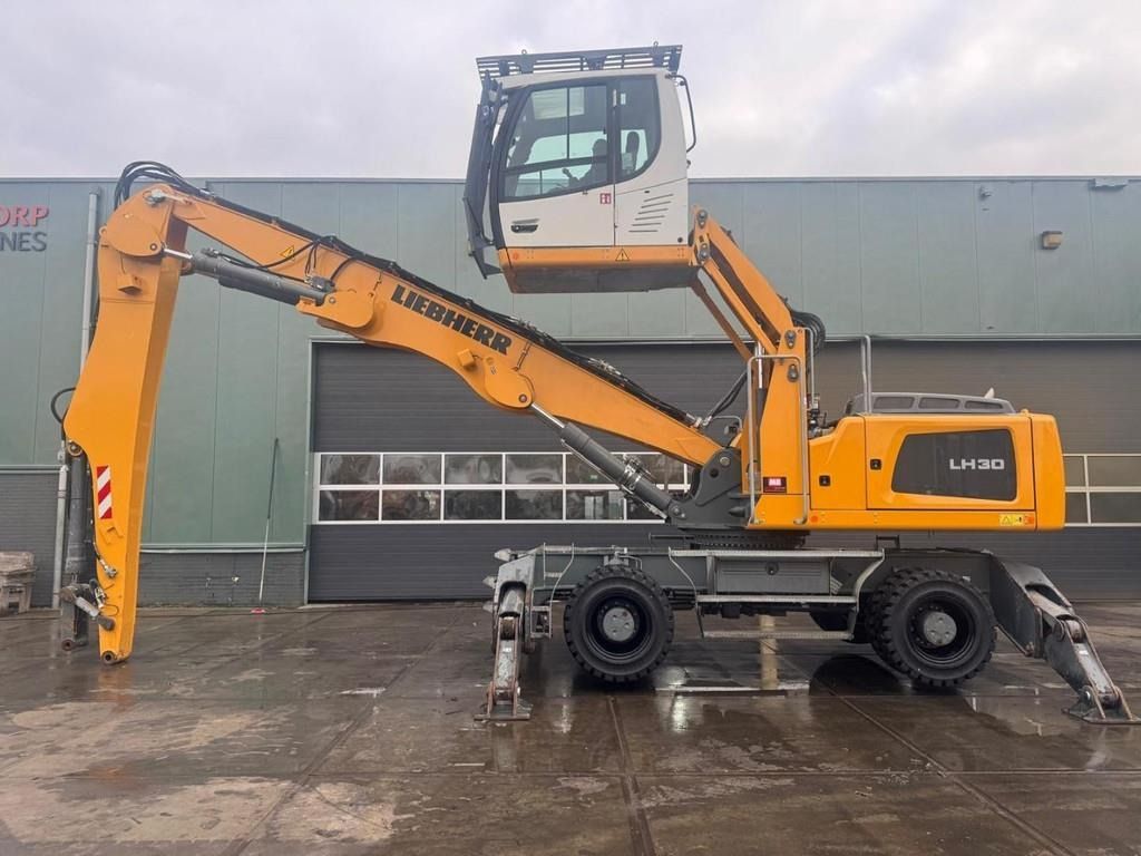 2021 Liebherr LH30 M Material Handler 2021 Liebherr LH30 M Material Handler