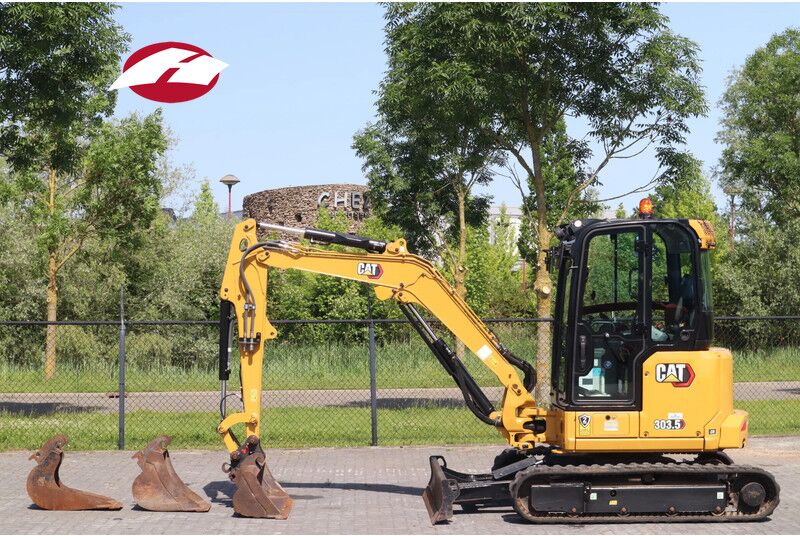 2022 Caterpillar 303.5 Mini Excavator 2022 Caterpillar 303.5 Mini Excavator