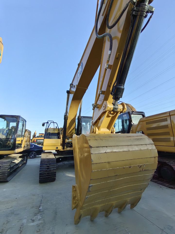 2022 Caterpillar 330GC Crawler Excavator