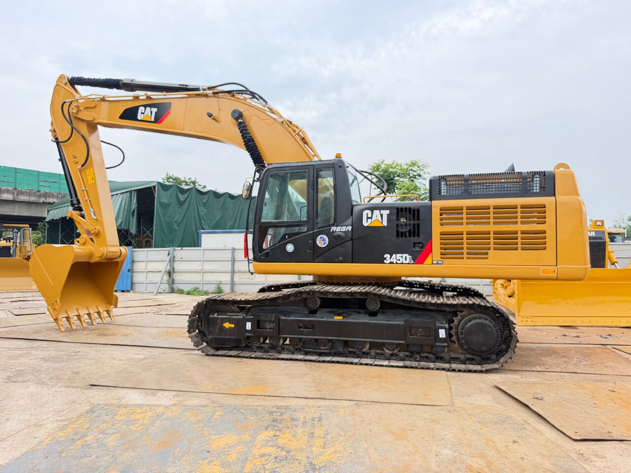 2022 Caterpillar 345DL Crawler Excavator 2022 Caterpillar 345DL Crawler Excavator