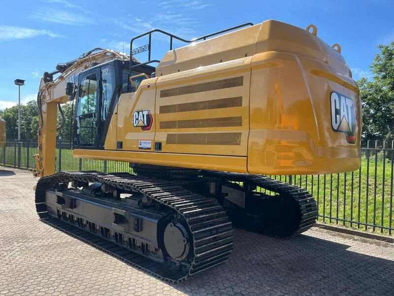 2022 Caterpillar 352-07 Crawler Excavator 2022 Caterpillar 352-07 Crawler Excavator