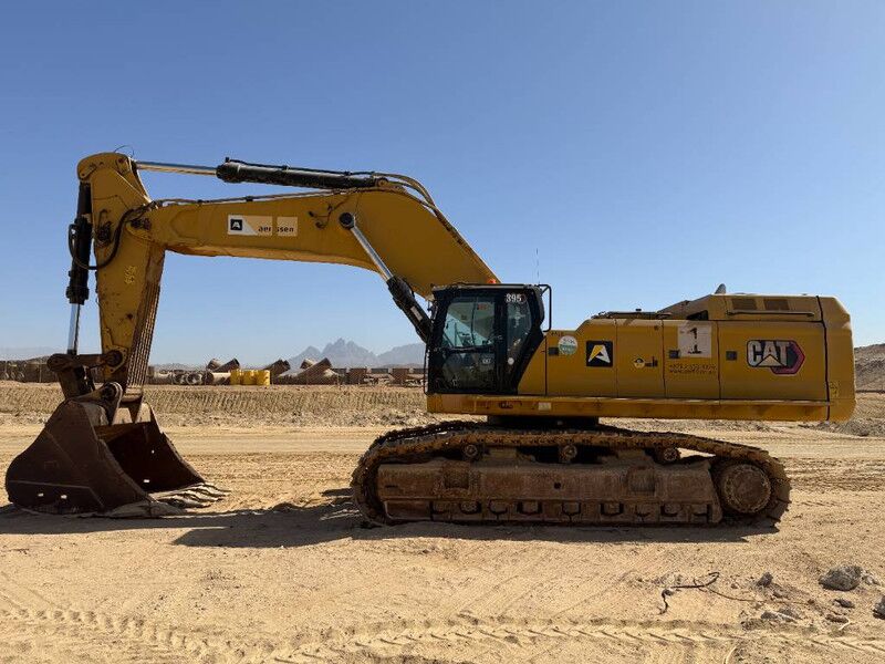 2022 Caterpillar 395 Crawler Excavator 2022 Caterpillar 395 Crawler Excavator
