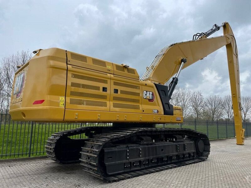 2022 Caterpillar 395 Crawler Excavator