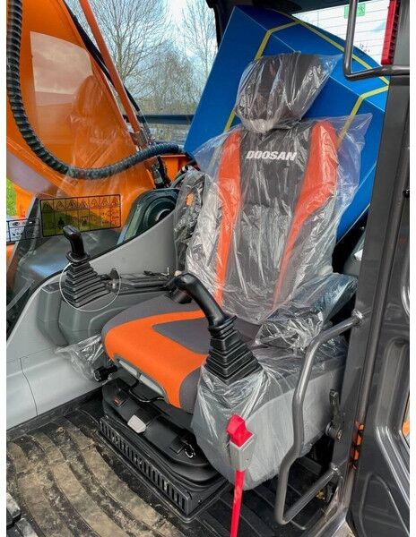 2022 Doosan DX340LC Crawler Excavator
