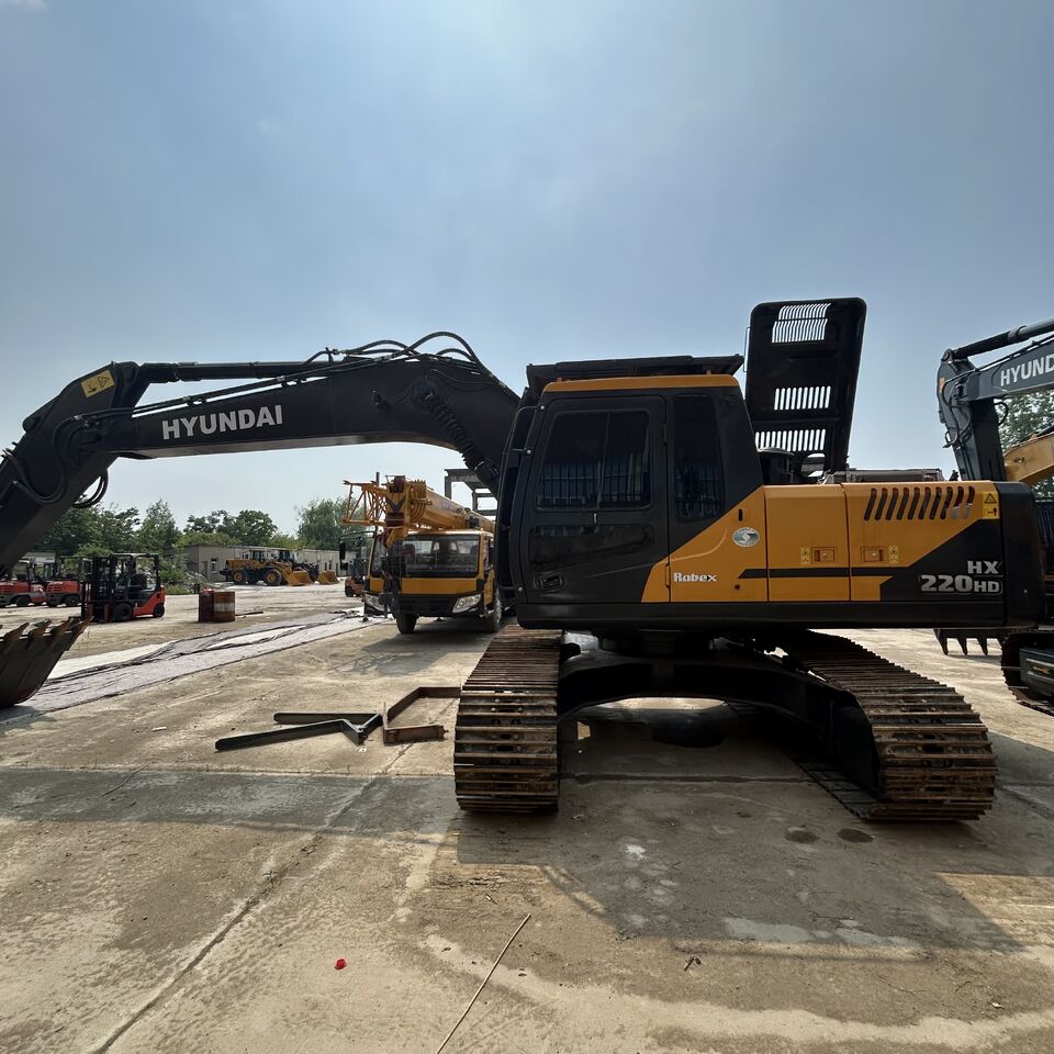 2022 Hyundai HX220HD Crawler Excavator 2022 Hyundai HX220HD Crawler Excavator