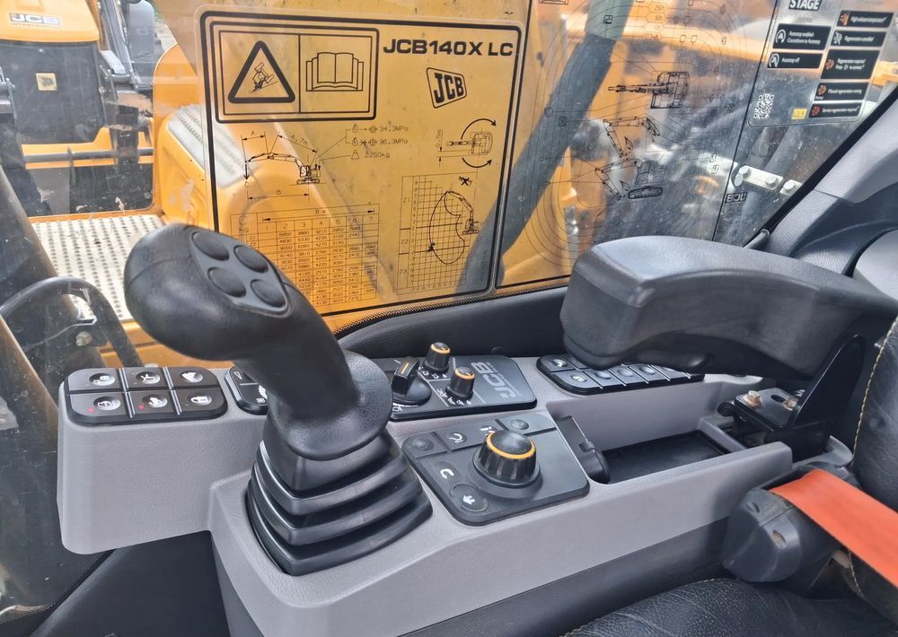2022 JCB 140X LC Crawler Excavator