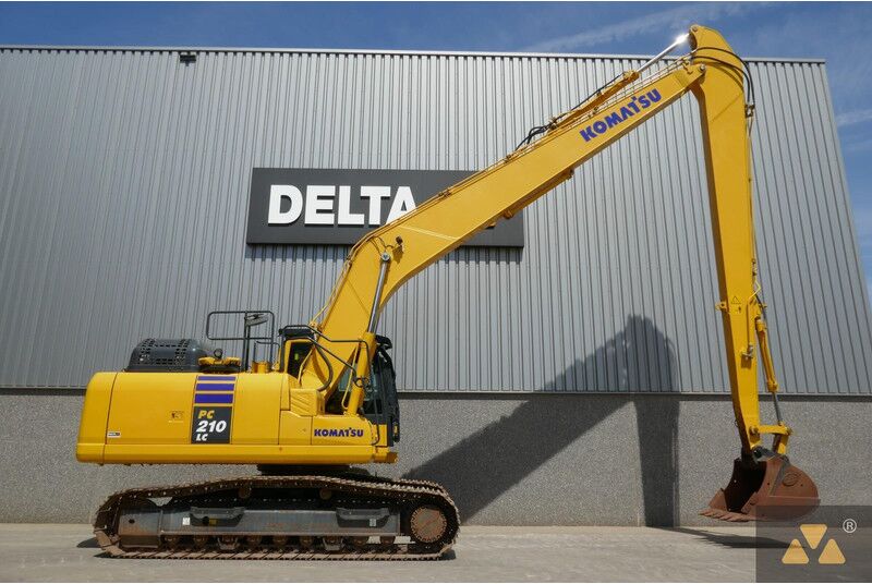 2022 Komatsu PC210LC-11EO Crawler Excavator