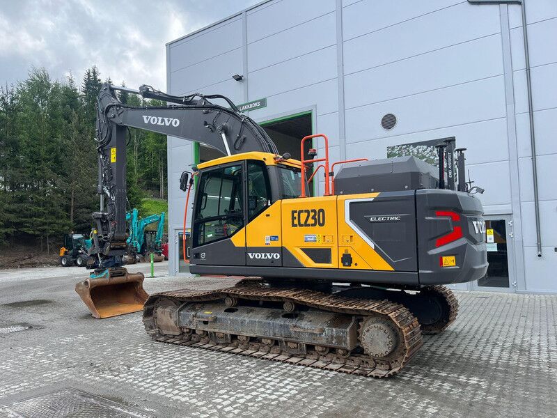 2022 Volvo EC230 Crawler Excavator