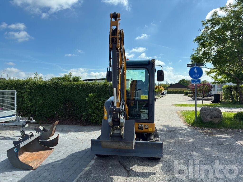 2022 XCMG XE27E Mini Excavator