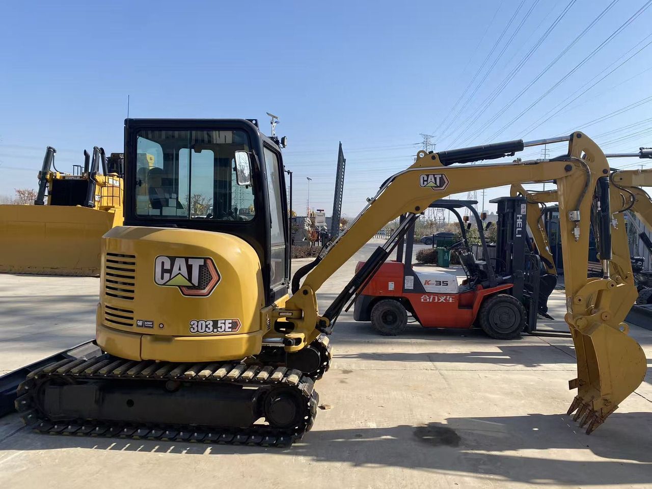 2023 Caterpillar 303.5E Mini Excavator 2023 Caterpillar 303.5E Mini Excavator