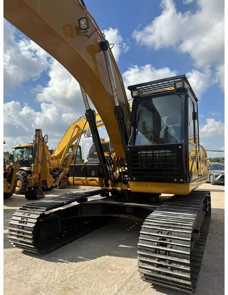 2023 Caterpillar 320D2 Crawler Excavator