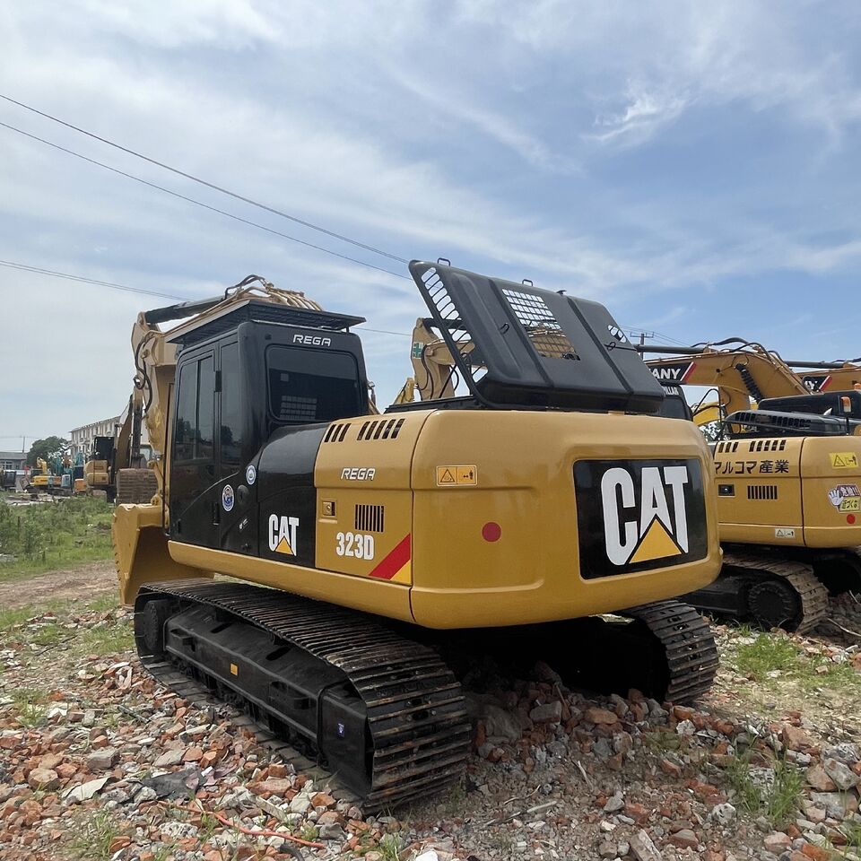 2023 Caterpillar 323D Crawler Excavator
