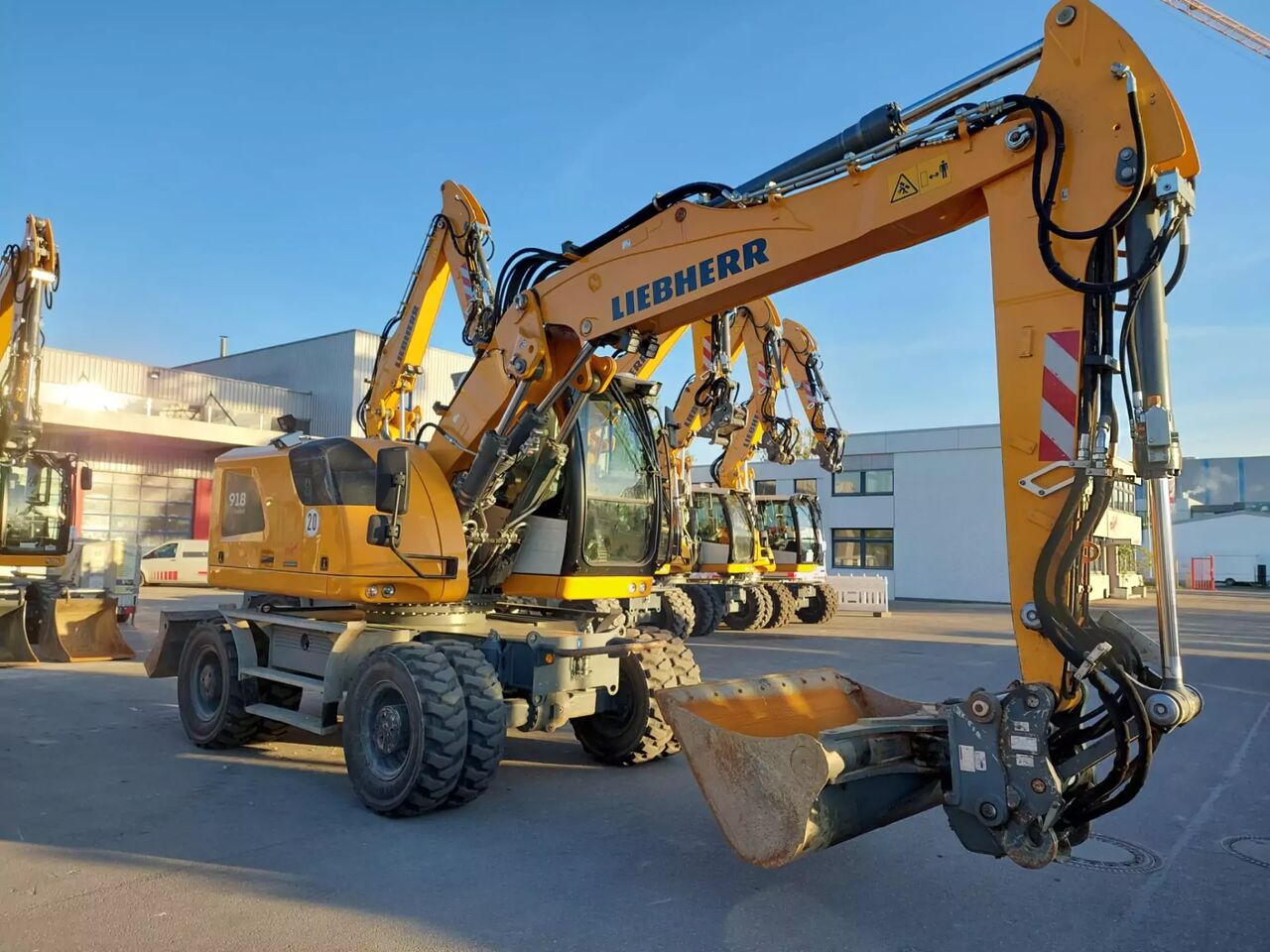 2023 Liebherr A 918 Wheel Excavator