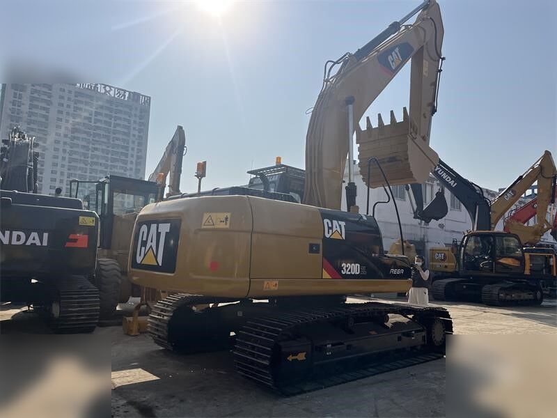 2024 Caterpillar 320D Crawler Excavator