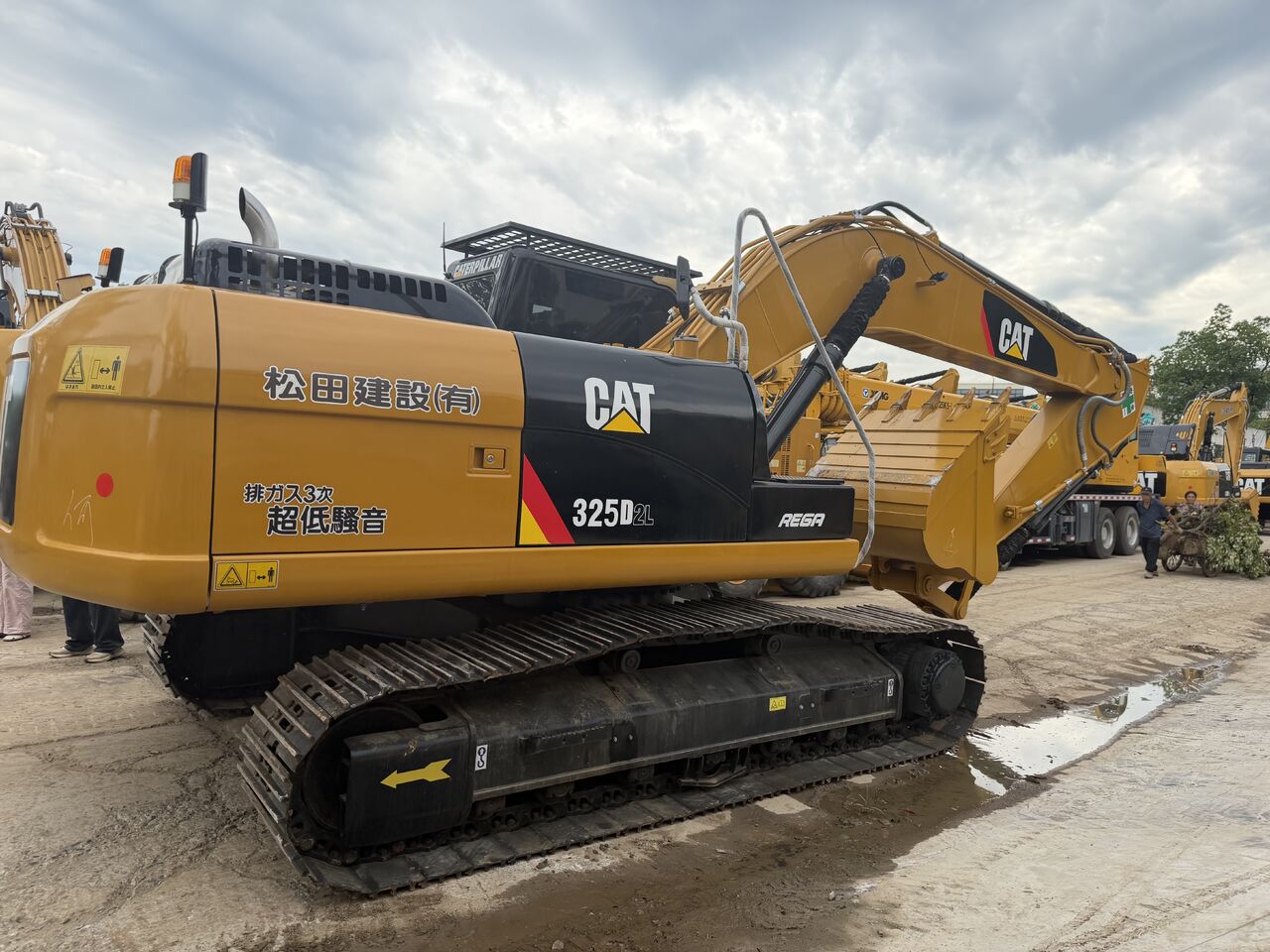 2024 Caterpillar 323DL Crawler Excavator 2024 Caterpillar 323DL Crawler Excavator