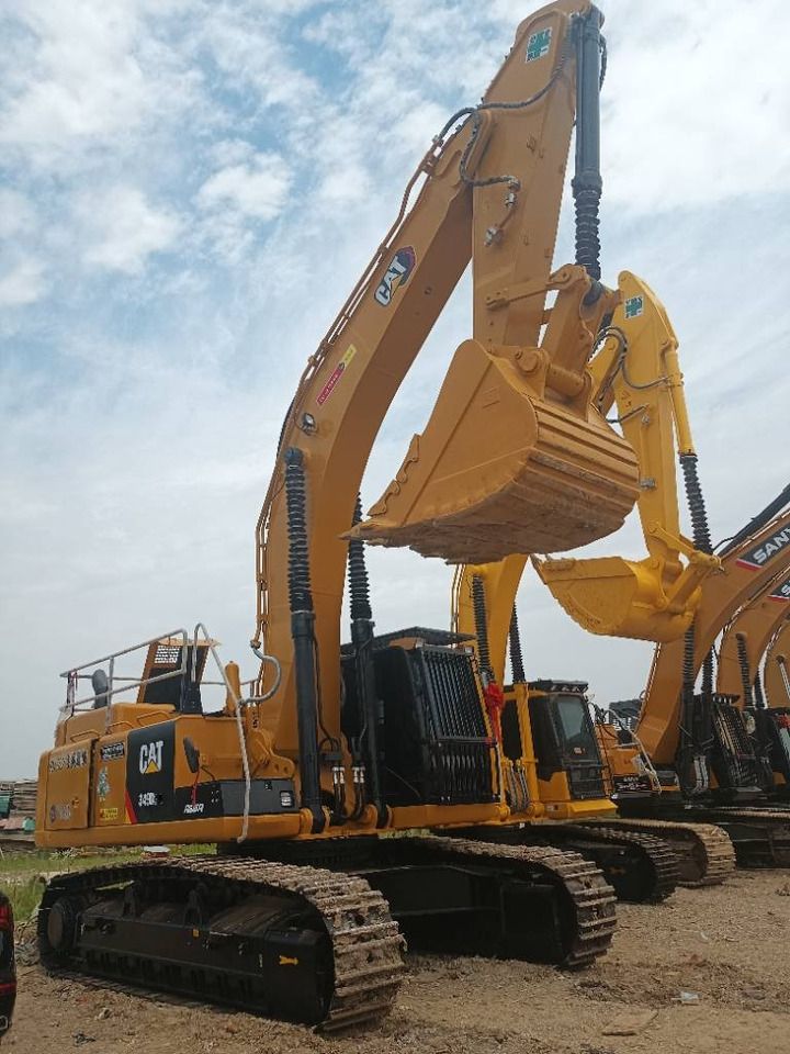 2024 Caterpillar 349 crawler excavator, side view 2024 Caterpillar 349 crawler excavator, side view