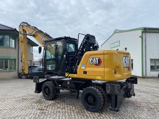 2024 Caterpillar MH3024 Material Handler