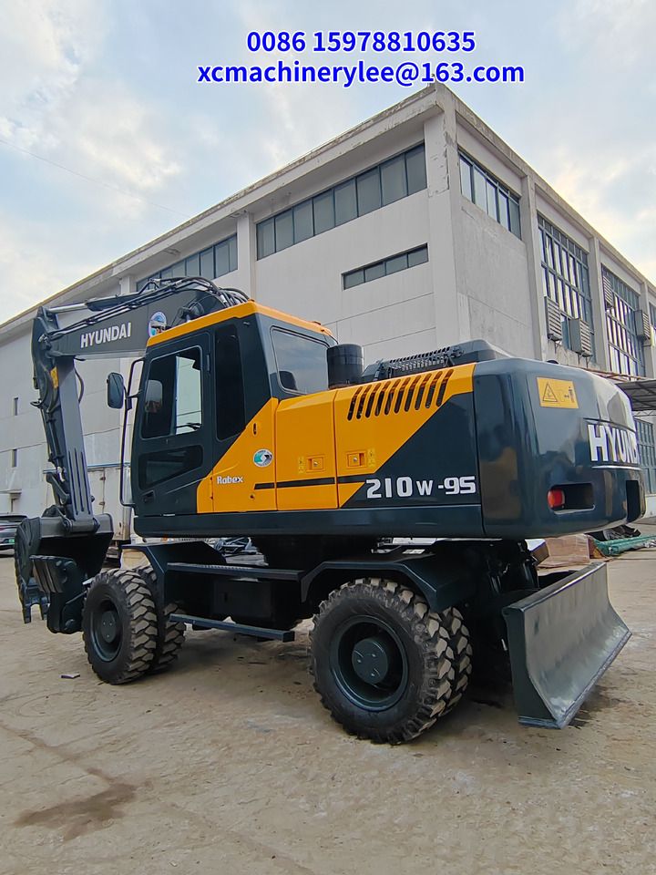 2024 Hyundai R210W-9S wheel excavator, rear three-quarter view 2024 Hyundai R210W-9S wheel excavator, rear three-quarter view