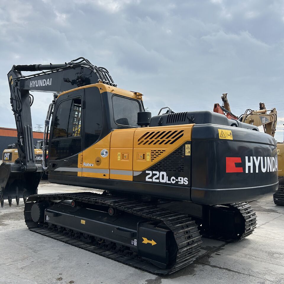 2024 Hyundai R220LC-9S Crawler Excavator 2024 Hyundai R220LC-9S Crawler Excavator