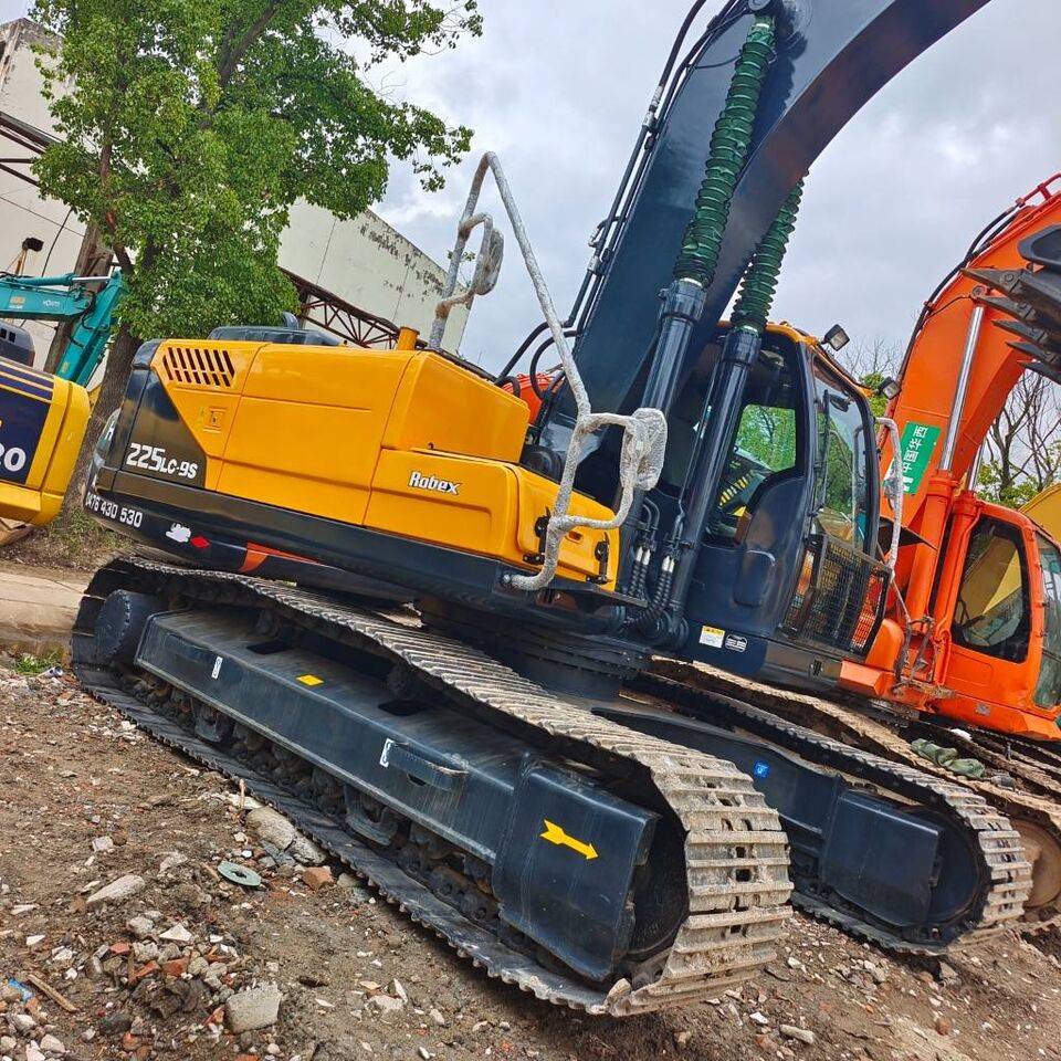 2024 Hyundai R225LC-9S Crawler Excavator