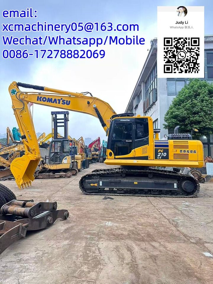 2024 Komatsu PC210LC crawler excavator side view 2024 Komatsu PC210LC crawler excavator side view
