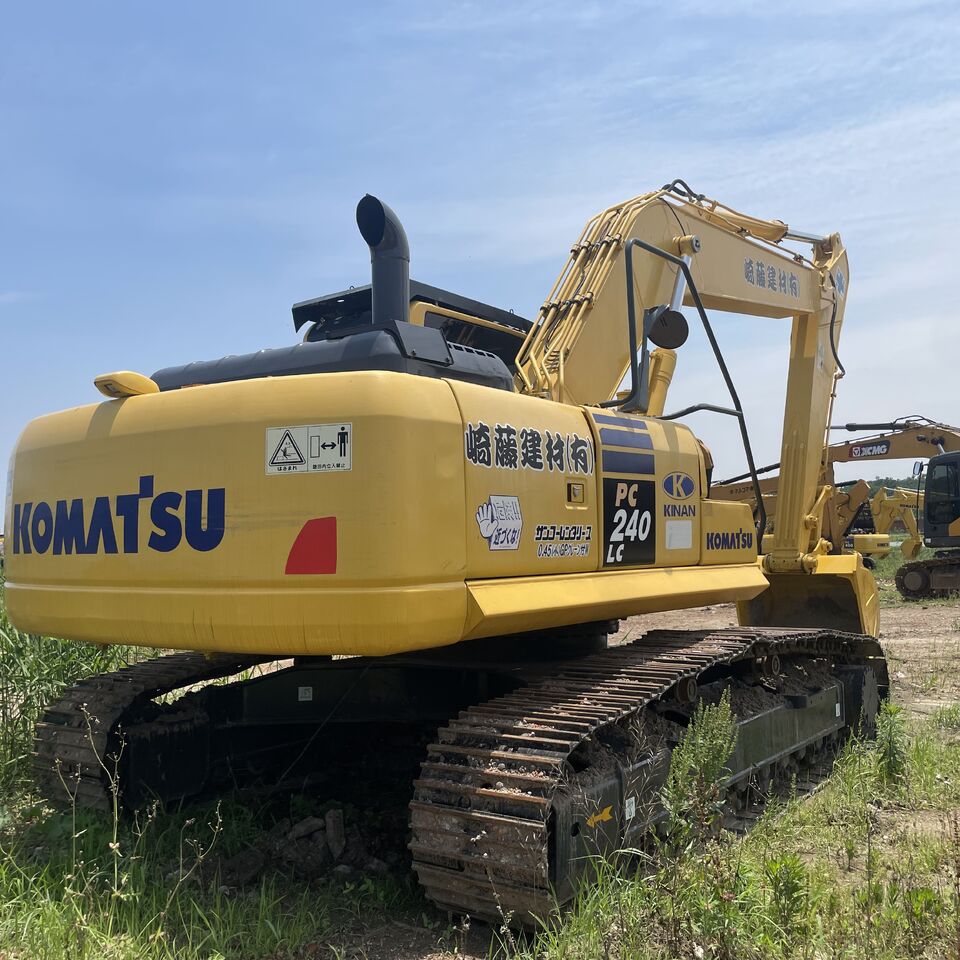 2024 Komatsu PC240-8 Crawler Excavator