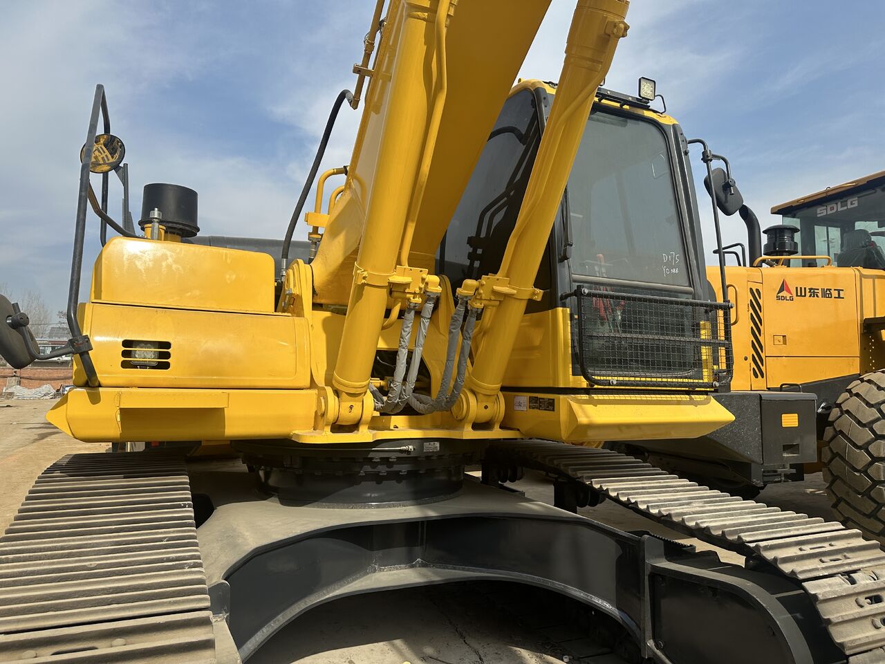 2024 Komatsu PC360 Crawler Excavator