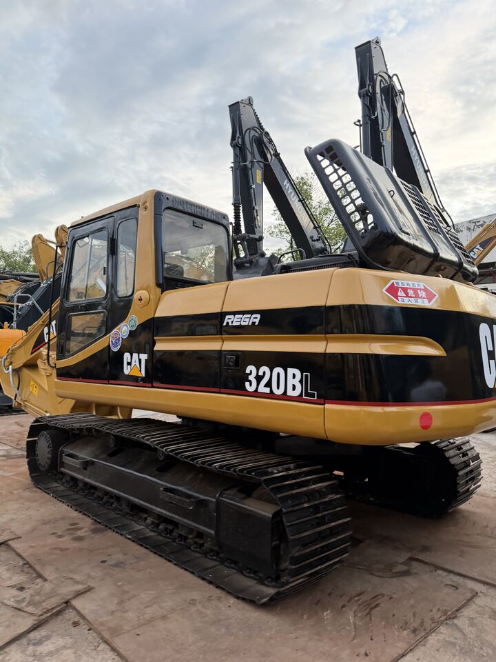 2025 Caterpillar 320BL Crawler Excavator