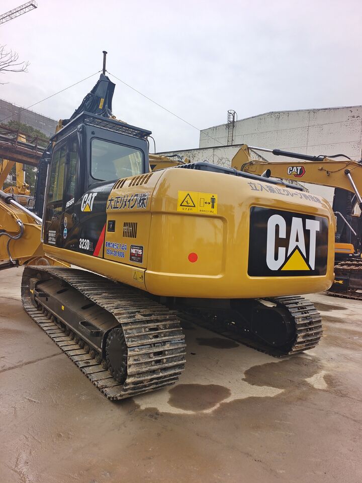 2025 Caterpillar 323DL Crawler Excavator