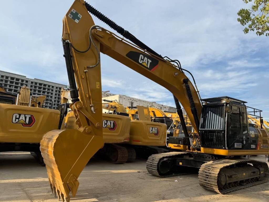 2025 Caterpillar 325D2L Crawler Excavator 2025 Caterpillar 325D2L Crawler Excavator