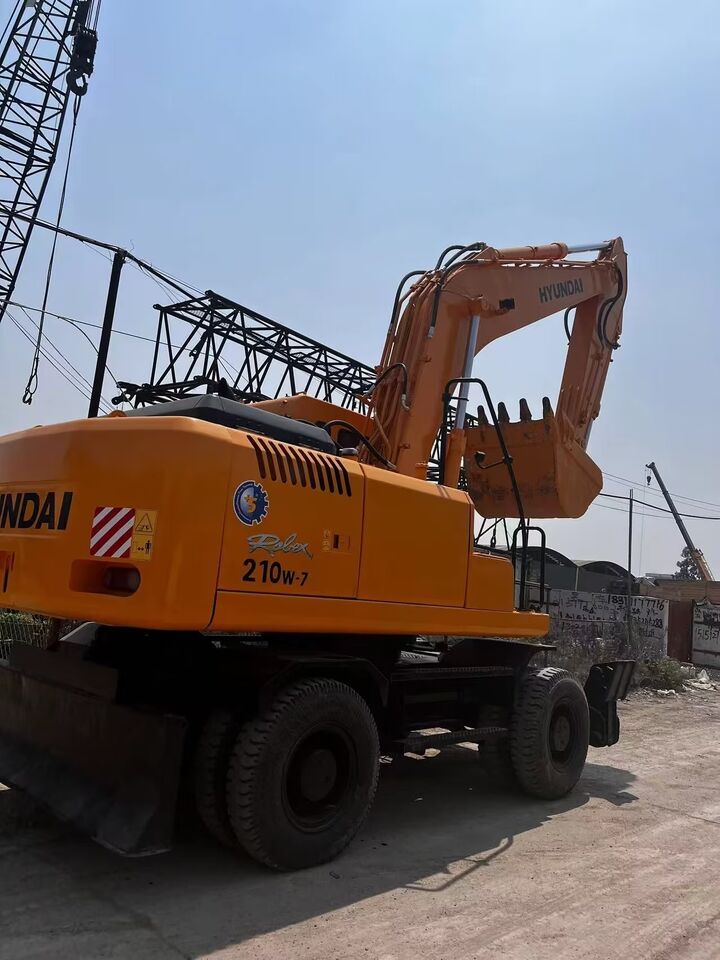 2025 Hyundai 210W-7 Wheel Excavator
