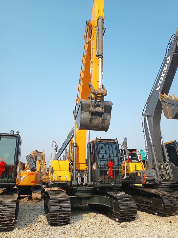 2026 Hyundai R220LC-9S Crawler Excavator