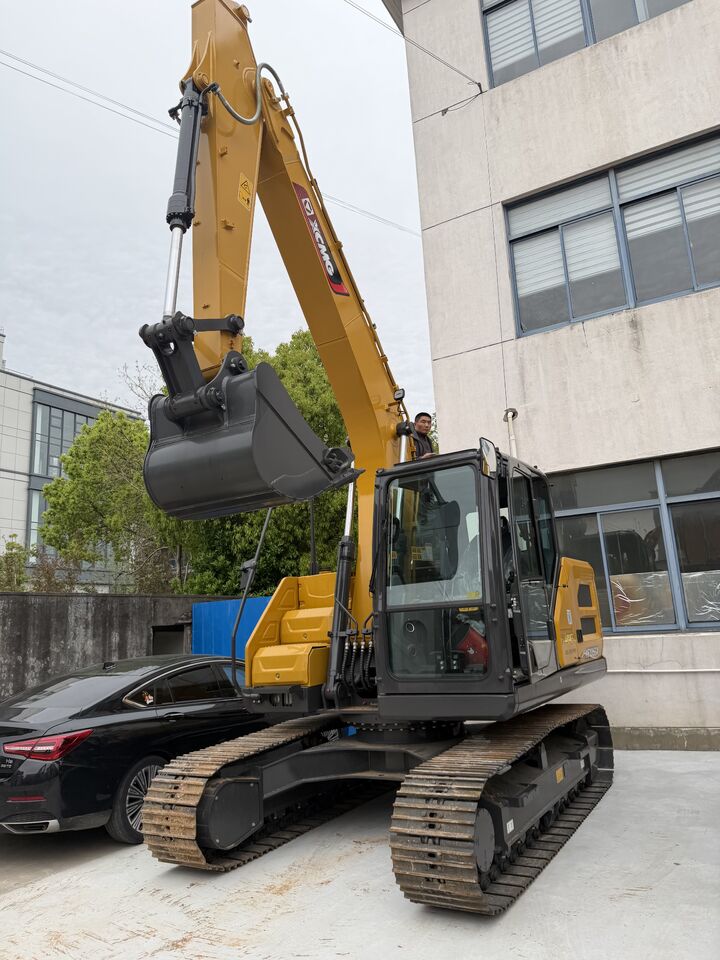 2026 XCMG XE135GA Crawler Excavator